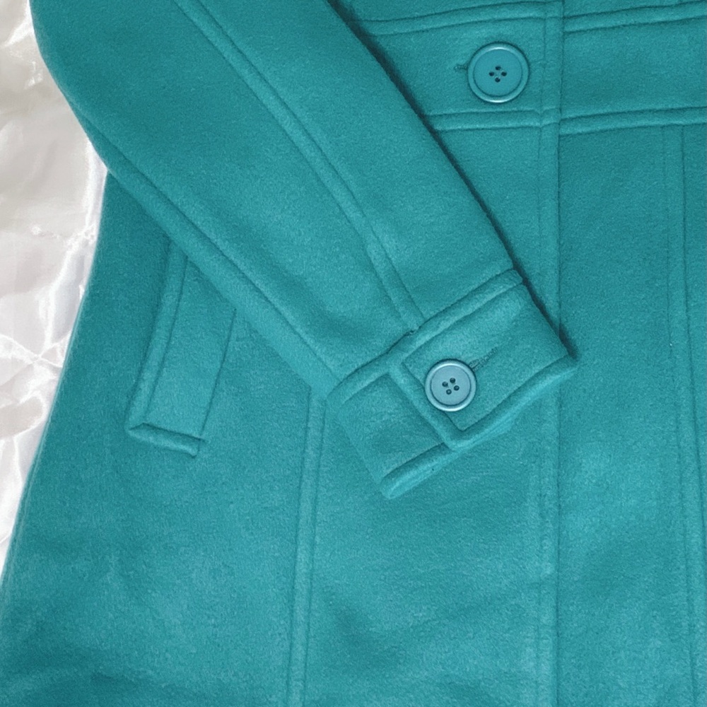 Coat - Picture 3 of 3